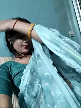 Eshwari Chopra online show from November 12, 2025, 1:17 am