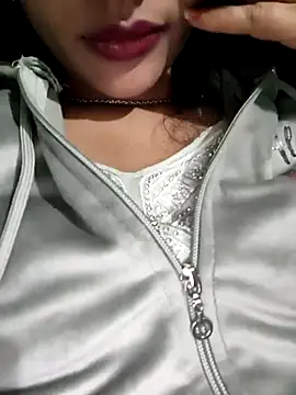 Eshwari Chopra online show from December 3, 2025, 4:16 pm