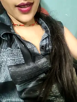 Eshwari Chopra online show from April 29, 2026, 5:30 pm