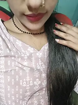 Snapshot of Eshwari_Chopra chatting on June 6, 2026, 4:33 pm Eshwari Chopra online show from June 6, 2026, 4:33 pm