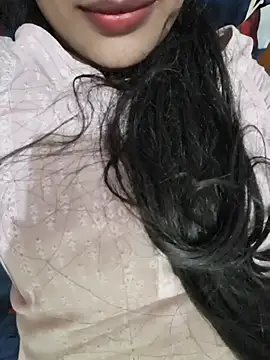 Snapshot of Eshwari_Chopra chatting on July 10, 2026, 3:36 pm Eshwari Chopra online show from July 10, 2026, 3:36 pm