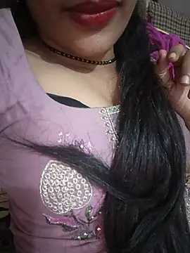 Snapshot of Eshwari_Chopra chatting on July 27, 2026, 4:03 pm Eshwari Chopra online show from July 27, 2026, 4:03 pm