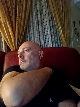 Alexis Bull online show from April 25, 2026, 10:51 pm