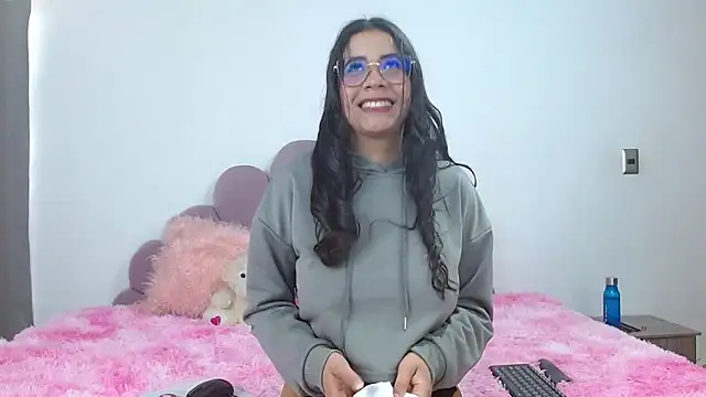 adajonnes online show from July 28, 2026, 2:05 pm