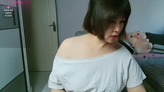 Snapshot of awamei chatting on October 13, 2025, 11:16 pm awamei online show from October 13, 2025, 11:16 pm