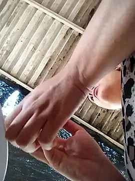 carlafox05 online show from December 22, 2025, 2:14 pm