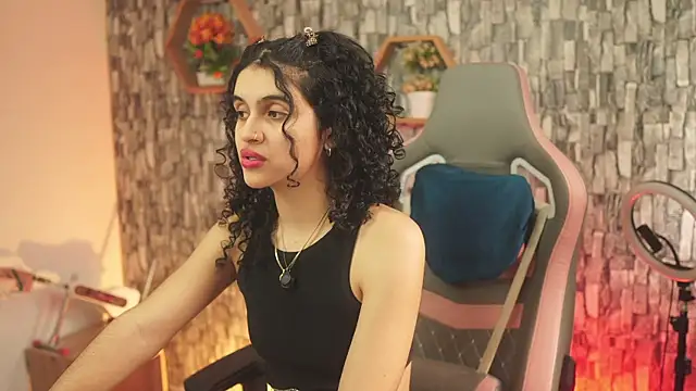 Snapshot of bonniie_98_ chatting on July 23, 2026, 8:29 pm bonniie 98 online show from July 23, 2026, 8:29 pm