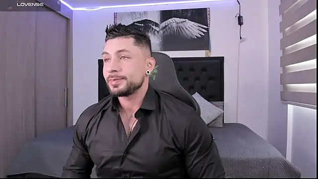 Snapshot of santi_aesthetic chatting on October 12, 2025, 9:03 pm santi aesthetic online show from October 12, 2025, 9:03 pm