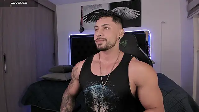 Snapshot of santi_aesthetic chatting on March 15, 2026, 1:22 am santi aesthetic online show from March 15, 2026, 1:22 am