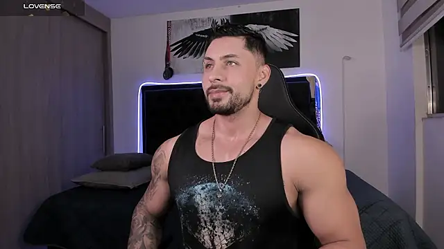 Snapshot of santi_aesthetic chatting on March 20, 2026, 12:37 am santi aesthetic online show from March 20, 2026, 12:37 am