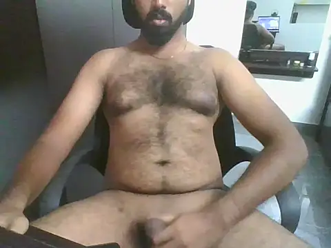 lovelyakash69 online show from September 13, 2025, 4:34 am