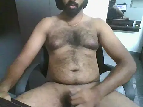 lovelyakash69 online show from October 7, 2025, 11:51 am
