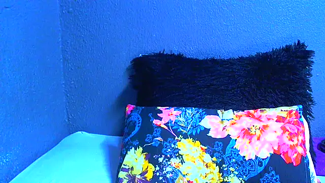Snapshot of SMALLBOOBSXX chatting on July 4, 2026, 5:13 am SMALLBOOBSXX online show from July 4, 2026, 5:13 am