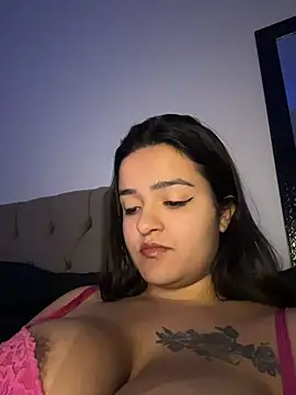 Snapshot of Manu_2002_ chatting on June 7, 2026, 3:43 am Manu 2002 online show from June 7, 2026, 3:43 am