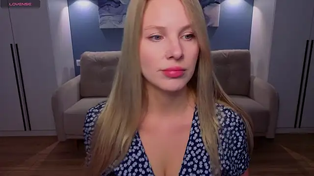 Snapshot of MelanieBennett chatting on May 5, 2026, 6:32 am MelanieBennett online show from May 5, 2026, 6:32 am