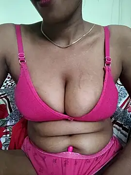 Desi Bhabi 01 online show from October 15, 2025, 10:37 am