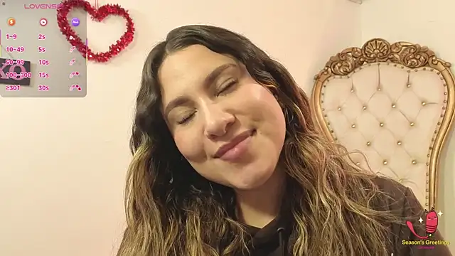 Snapshot of saaya_tay chatting on November 13, 2025, 3:27 am saaya tay online show from November 13, 2025, 3:27 am