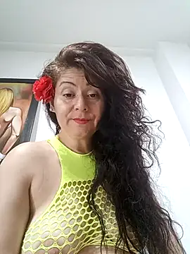 Snapshot of lunadicty chatting on February 21, 2025, 1:11 am lunadicty online show from February 21, 2025, 1:11 am