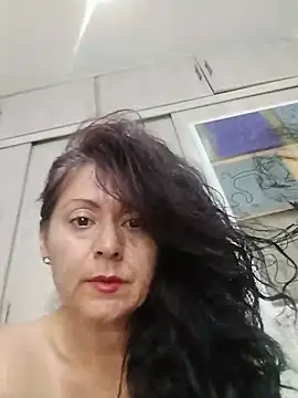 lunadicty online show from May 15, 2026, 11:34 pm