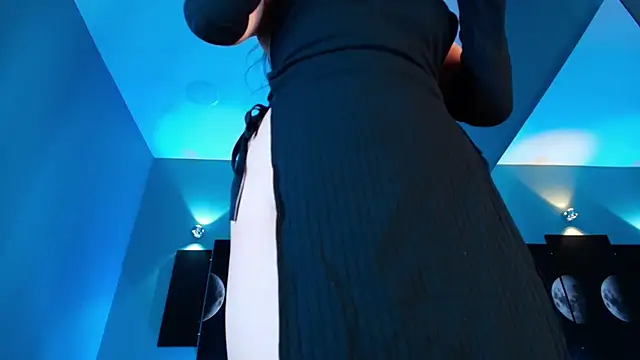 FreyaZimmerman  online show from March 5, 2026, 9:44 pm