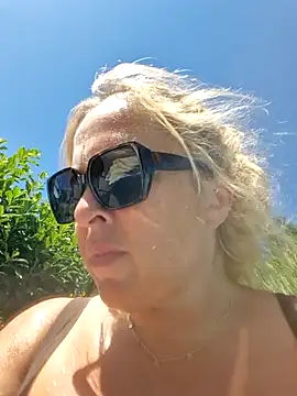 chupasexy online show from July 12, 2026, 1:13 pm