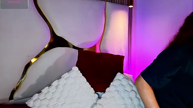 AmmberJones online show from January 10, 2026, 12:07 pm