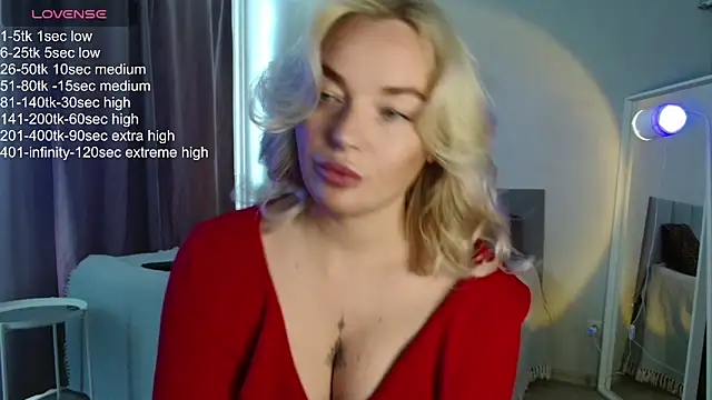 Snapshot of Eva___forever chatting on June 22, 2026, 5:48 am Eva forever online show from June 22, 2026, 5:48 am