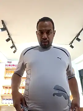 elnegro707070 online show from February 10, 2026, 10:52 am