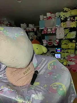 w3tkittty online show from March 1, 2026, 12:29 pm