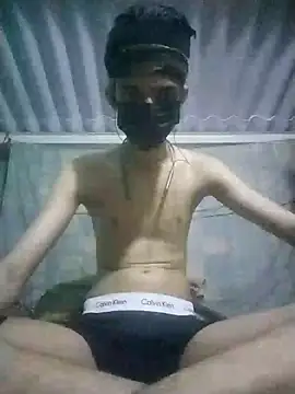 Snapshot of HannanKhan25 chatting on November 27, 2025, 1:24 pm HannanKhan25 online show from November 27, 2025, 1:24 pm