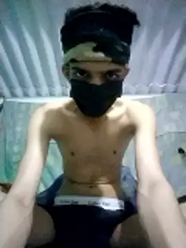 HannanKhan25 online show from February 25, 2026, 7:12 pm