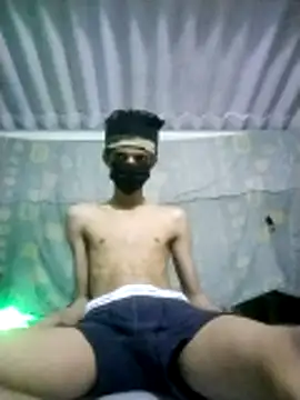 HannanKhan25 online show from March 13, 2026, 8:04 pm