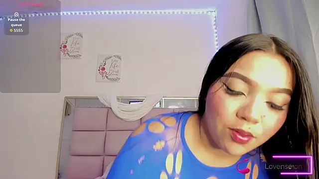 Snapshot of Stefy_Craft chatting on November 2, 2025, 11:51 pm Stefy Craft online show from November 2, 2025, 11:51 pm