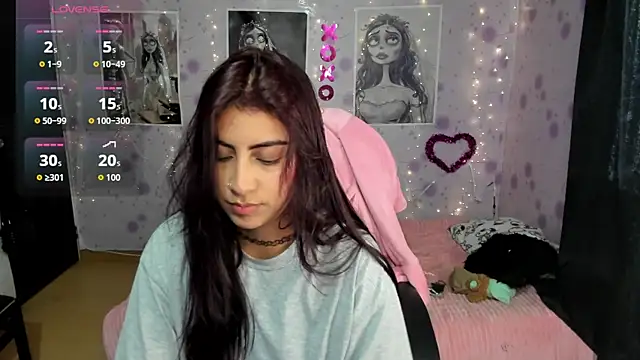 Medussa katt online show from September 9, 2025, 10:20 pm