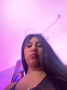 Snapshot of Emmily_Vargas chatting on September 20, 2025, 10:44 pm Emmily Vargas online show from September 20, 2025, 10:44 pm