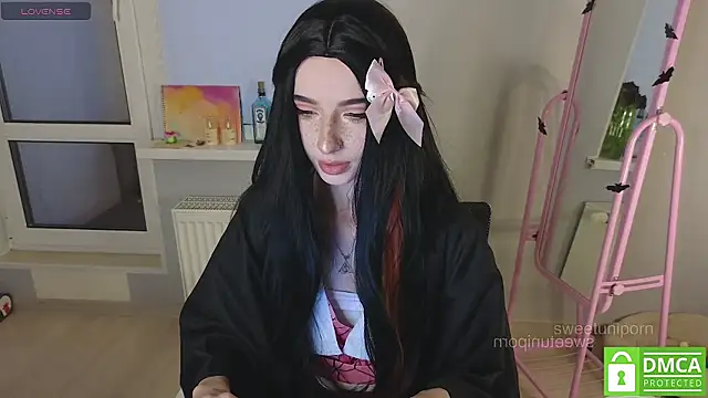 sweetuniporn online show from January 16, 2026, 6:28 am