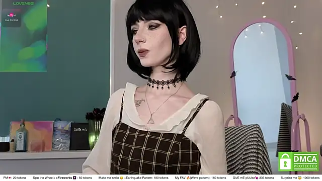 sweetuniporn online show from May 16, 2026, 8:00 am