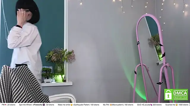 sweetuniporn online show from June 29, 2026, 10:59 am