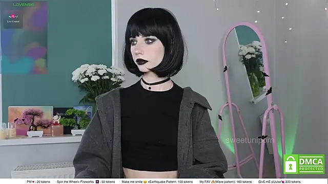 sweetuniporn online show from July 20, 2026, 7:00 am