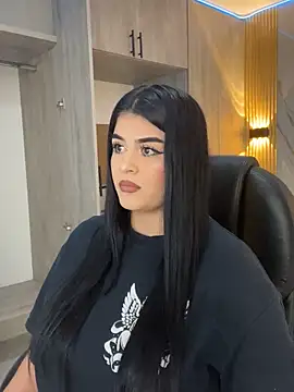 Kariina  69 online show from December 19, 2025, 3:35 am