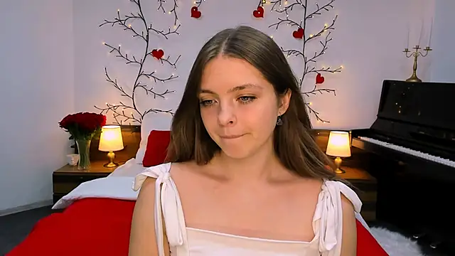 marshmallowee online show from September 26, 2025, 8:24 pm