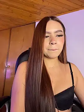Cristina pinkk online show from May 6, 2026, 3:24 am
