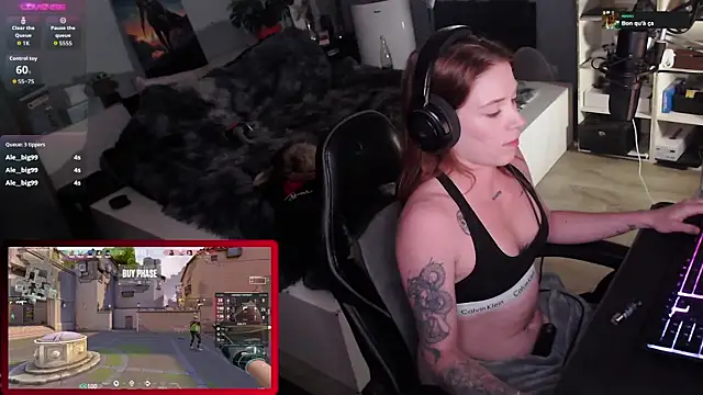 Snapshot of Horny_Makima chatting on September 24, 2025, 12:08 pm Horny Makima online show from September 24, 2025, 12:08 pm