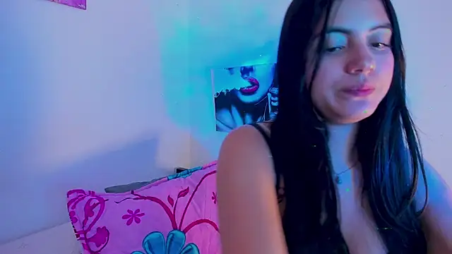 Snapshot of mialeia01 chatting on September 11, 2025, 4:01 am mialeia01 online show from September 11, 2025, 4:01 am