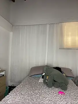 Mia  Gray online show from November 24, 2025, 6:18 pm