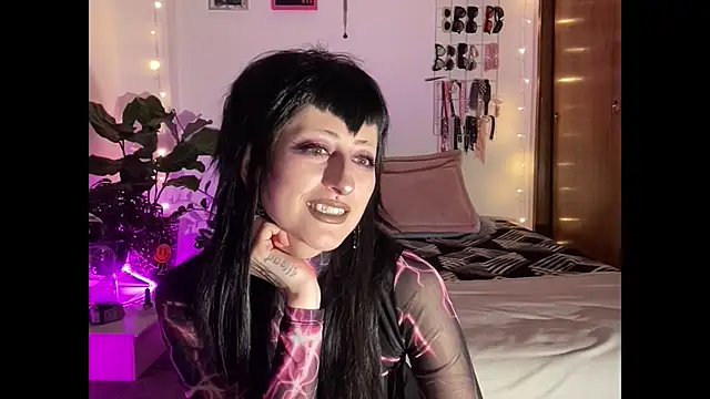 ELENA UMBRA online show from January 10, 2026, 11:20 pm