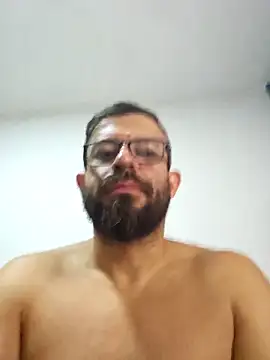 Snapshot of Aqualatino chatting on March 21, 2025, 7:22 am Aqualatino online show from March 21, 2025, 7:22 am