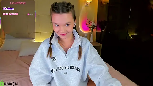 Snapshot of Sowetly chatting on November 15, 2025, 1:03 am Sowetly online show from November 15, 2025, 1:03 am