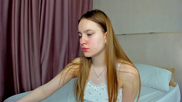 Snapshot of Candy_Cansew chatting on September 26, 2025, 12:03 am Candy Cansew online show from September 26, 2025, 12:03 am