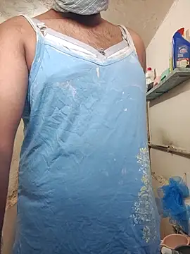 Snapshot of Brown69_guy chatting on November 21, 2025, 5:06 am Brown69 guy online show from November 21, 2025, 5:06 am